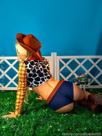 Full leaked Alice delish page private onlyfans photo