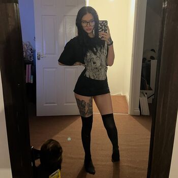 Full leaked Alice hez private onlyfans photo