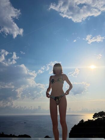 Full leaked Alice pagani private onlyfans photo