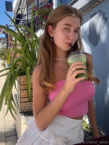 Full leaked Alice private onlyfans photo