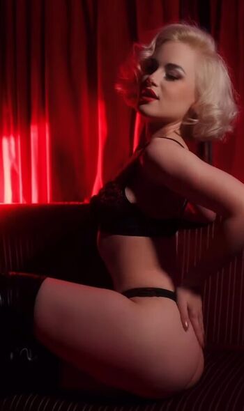 Full leaked Alicefox private onlyfans photo