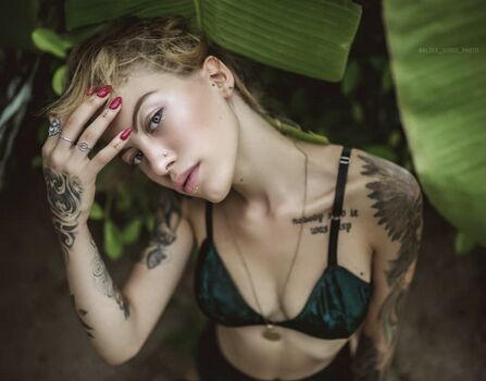 Full leaked Alicelise private onlyfans photo