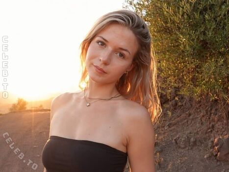 Full leaked Alicesorell private onlyfans photo