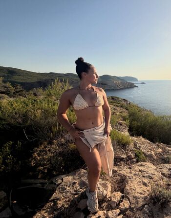 Full leaked Alicia keys private onlyfans photo