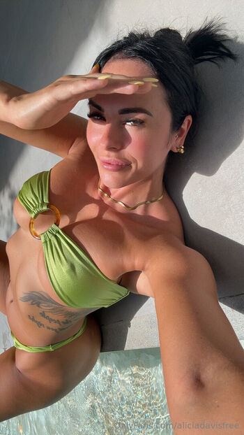 Full leaked Aliciadavisfree private onlyfans photo