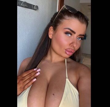 Full leaked Aliciairesonx private onlyfans photo