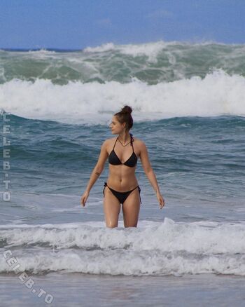 Full leaked Alina khani private onlyfans photo