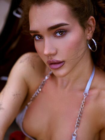 Alina Neuer