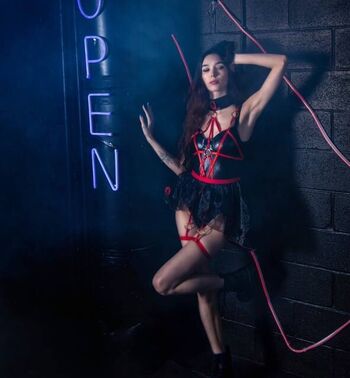 Full leaked Alinaavii page private onlyfans photo