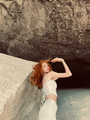 Full leaked Alinalal page private onlyfans photo