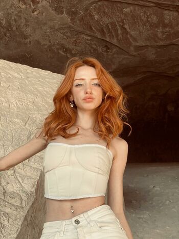 Full leaked Alinalal page private onlyfans photo