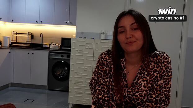 Full leaked Alinarai page private onlyfans photo