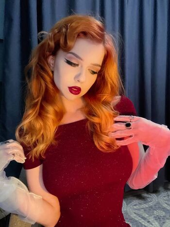 Full leaked Alinavorobey private onlyfans photo