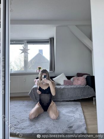Full leaked Alinchen only private onlyfans photo