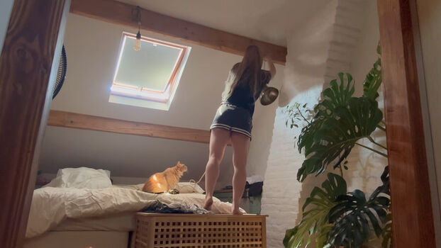 Full leaked Aline dessine private onlyfans photo