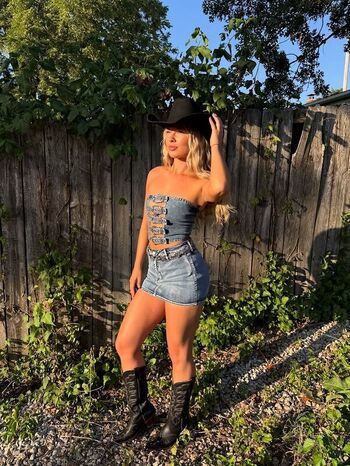 Full leaked Alison dehn private onlyfans photo