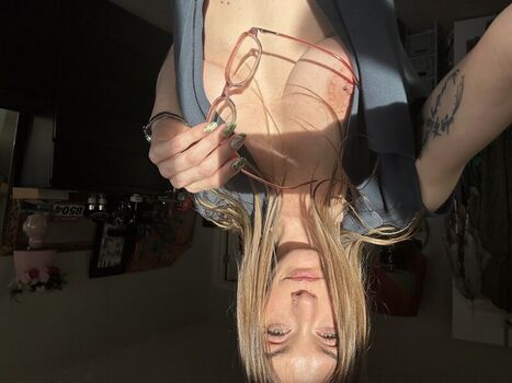 Full leaked Alison strand private onlyfans photo