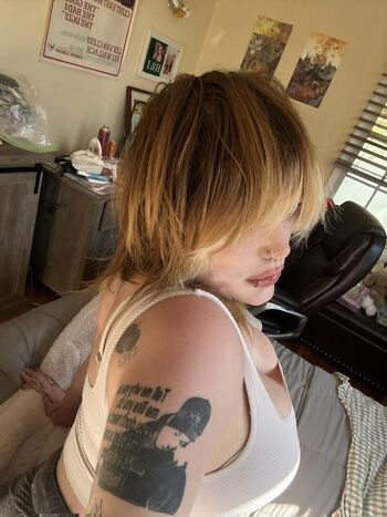 Full leaked Alivegirlnare private onlyfans photo