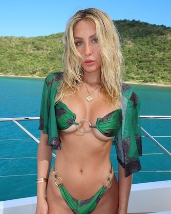 Full leaked Alix ashley  page private onlyfans photo