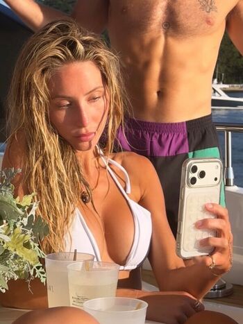 Full leaked Alix ashley private onlyfans photo