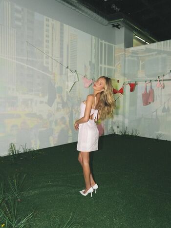 Alix Ashley