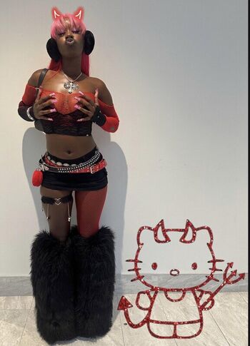 Full leaked Aliyah bah private onlyfans photo