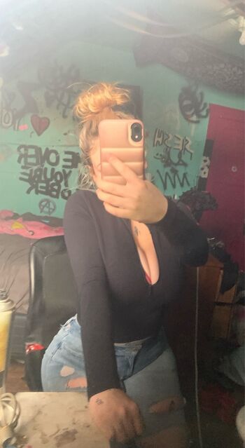 Full leaked Aliyahmarie private onlyfans photo