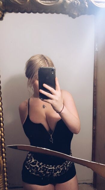 Full leaked Aliyahmarie private onlyfans photo