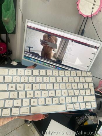 Full leaked Allana private onlyfans photo