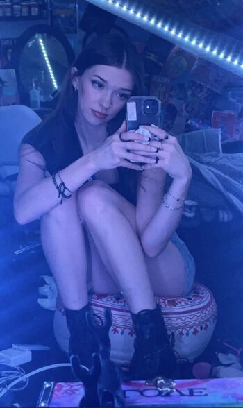 Full leaked Alleigh hanner private onlyfans photo