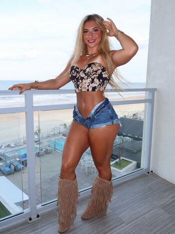 Full leaked Allie brink page private onlyfans photo
