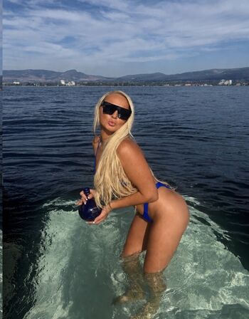 Full leaked Alliesorr private onlyfans photo