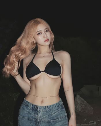 Full leaked Allissa shin private onlyfans photo