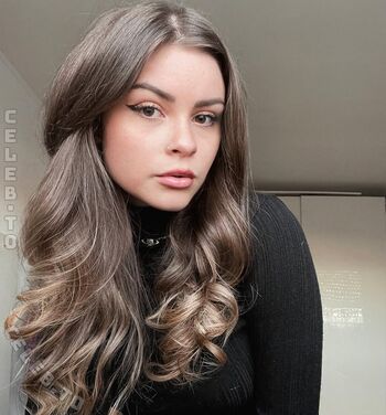 Full leaked Alltimeleah private onlyfans photo