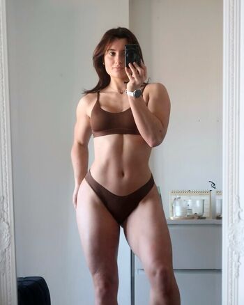 Full leaked Ally carter private onlyfans photo