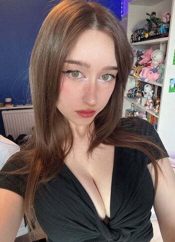 Full leaked Allykitti private onlyfans photo