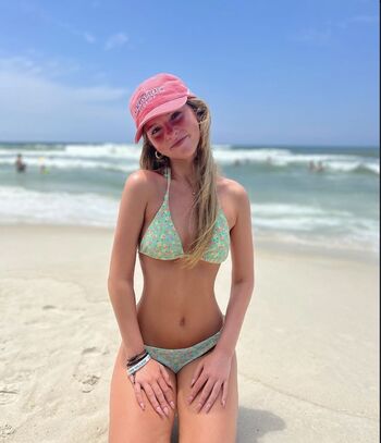 Full leaked Allyn wood private onlyfans photo