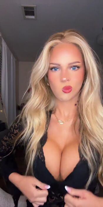 Full leaked Allyn wood private onlyfans photo