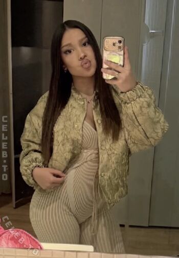Full leaked Almahalt private onlyfans photo