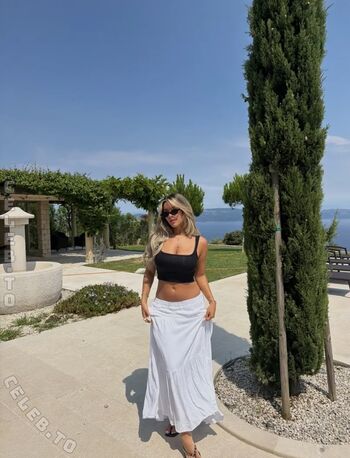 Full leaked Almira azemi page private onlyfans photo