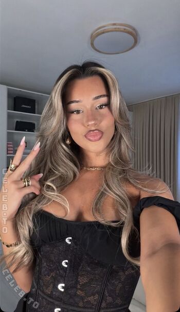Full leaked Almira azemi private onlyfans photo