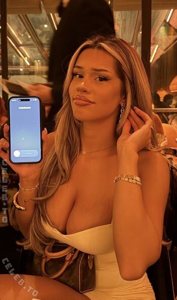 Full leaked Almira azemi page private onlyfans photo