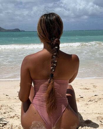 Full leaked Alohakalamakahi private onlyfans photo