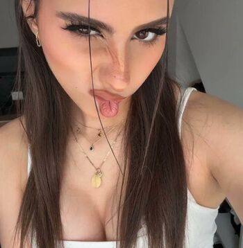 Full leaked Aloonea private onlyfans photo