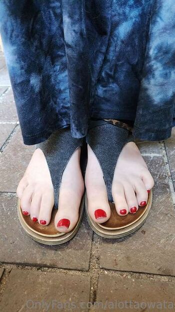 Full leaked Alottaowata private onlyfans photo