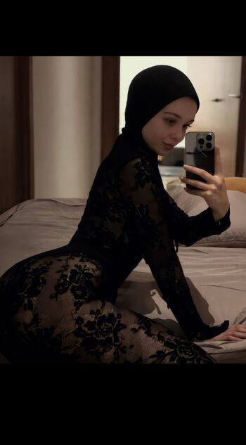 Full leaked Altinelzelal private onlyfans photo