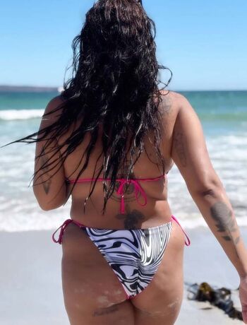 Full leaked Alua model private onlyfans photo