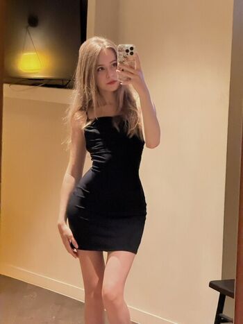 Full leaked Alusa private onlyfans photo
