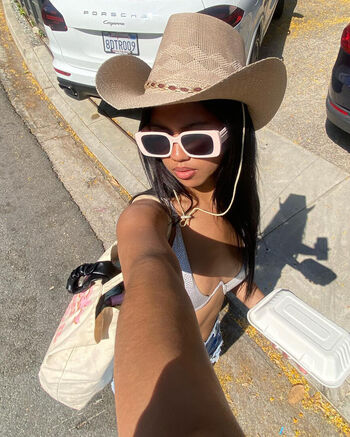 Full leaked Alyanna joelle private onlyfans photo