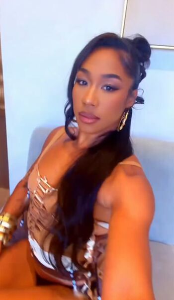 Full leaked Alycia baumgardner private onlyfans photo